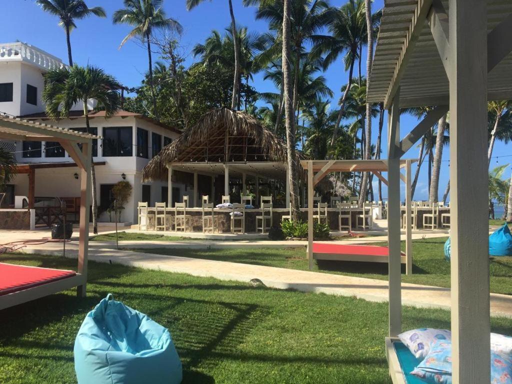 Hotel Bahia Punta Bonita ลาสแตร์เรนาส ภายนอก รูปภาพ