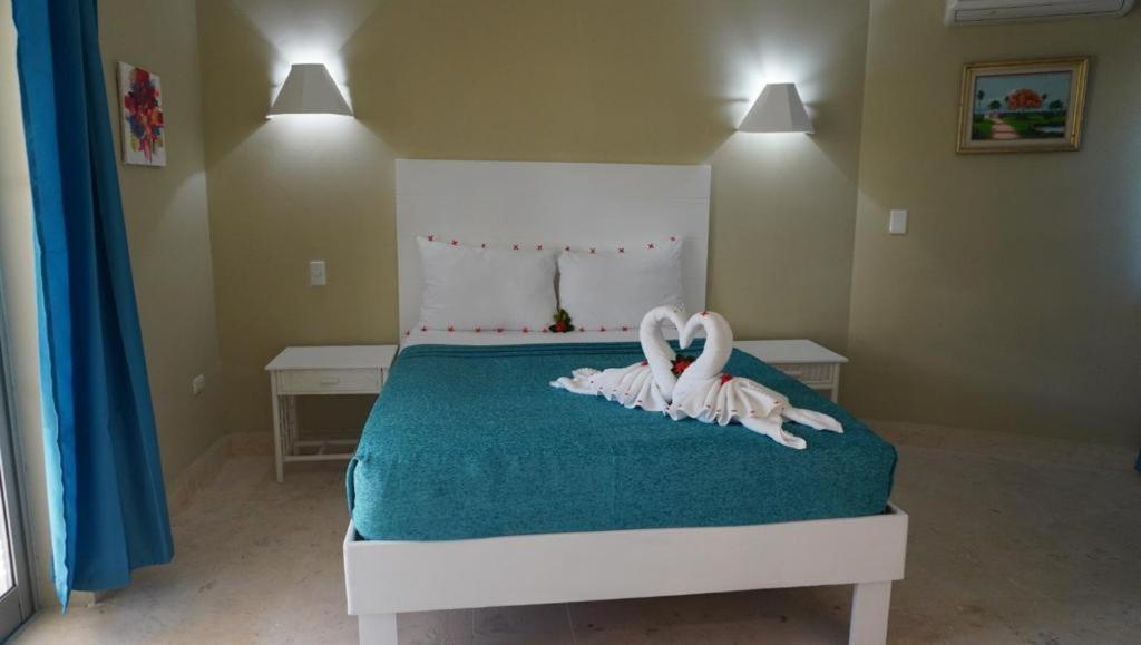 Hotel Bahia Punta Bonita ลาสแตร์เรนาส ภายนอก รูปภาพ
