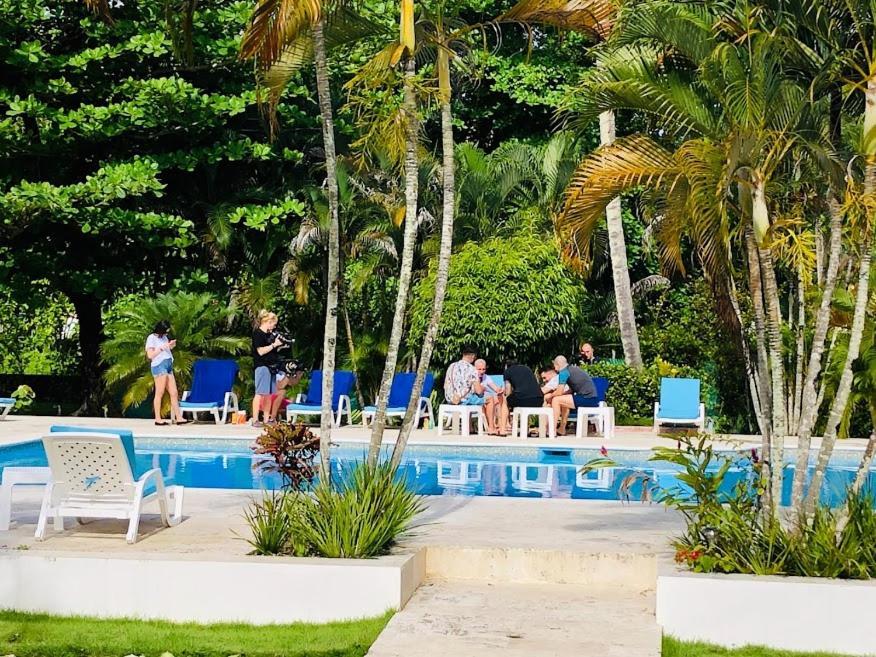 Hotel Bahia Punta Bonita ลาสแตร์เรนาส ภายนอก รูปภาพ